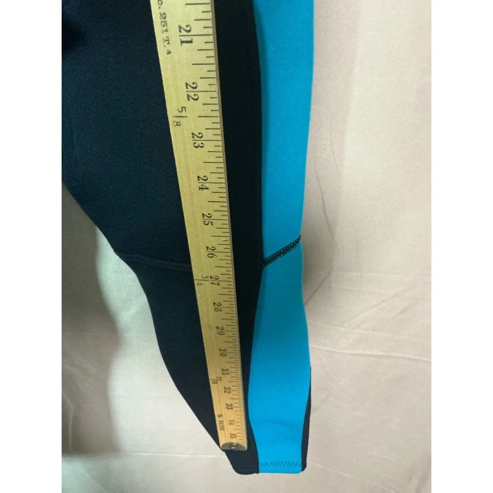 Hevto Wetsuit Kids Size 7 Black Blue Excellent 3mm Neoprene Full Body Back Zip
